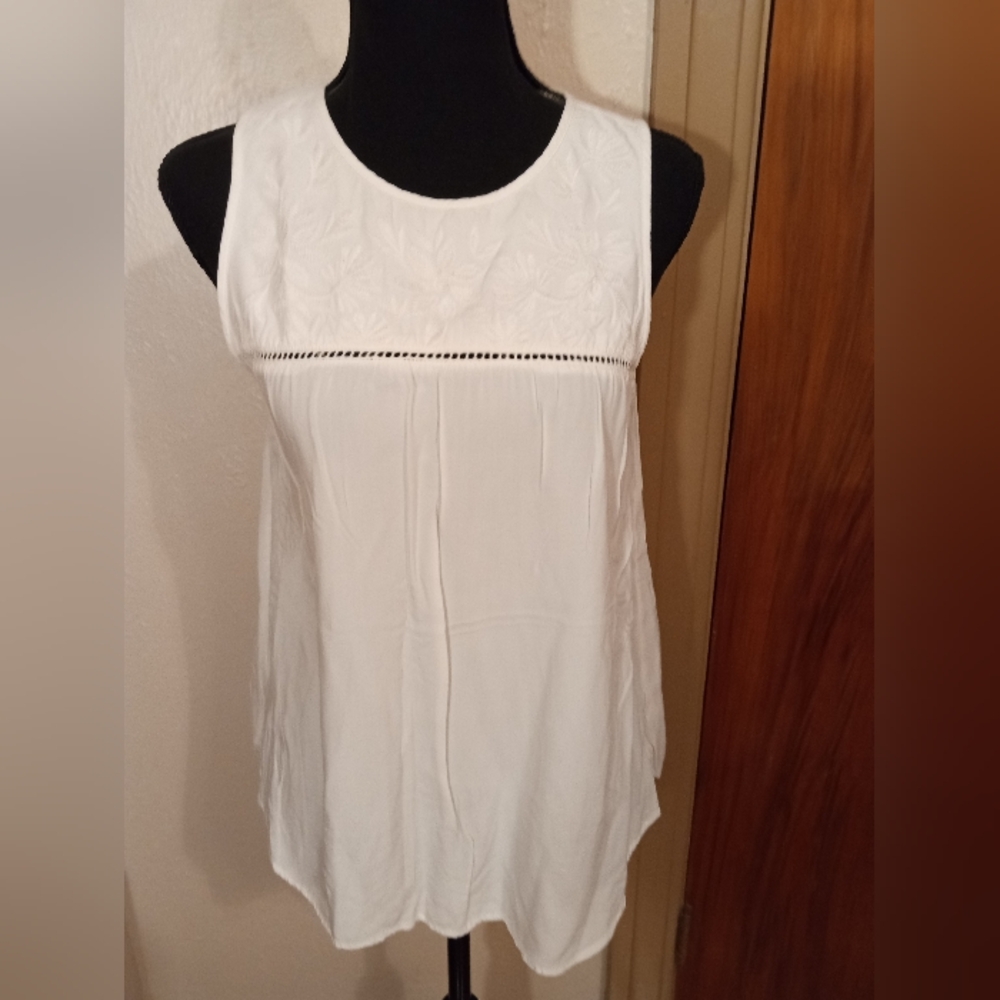 Gap White Rayon Sleeveless Top Sz Small